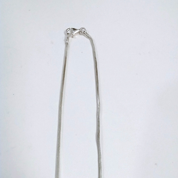 Tanzanite Pendant on Silver Necklace 18" Length - Picture 4 of 5